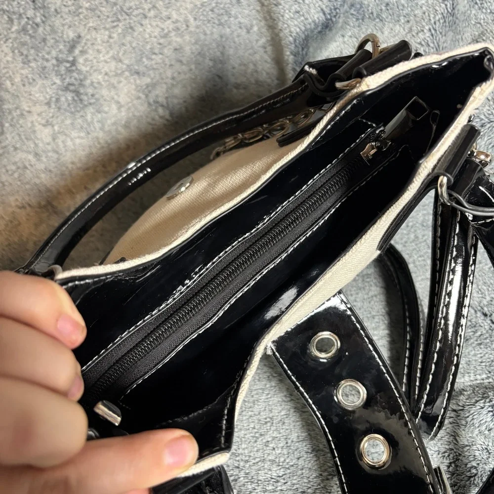 Vintage Y2K Black Patent Cream Canvas Shoulder Bag Buckle Chain Detail‎ Satchel